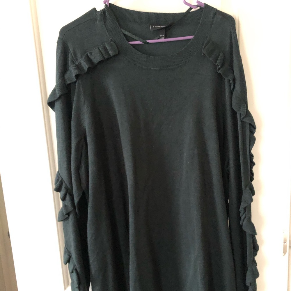 Sweater never worn. In great condition